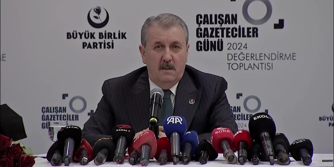 Mustafa Destici: Terör eylemlerini gerçekleştirenler için idam cezası geri getirilmeli