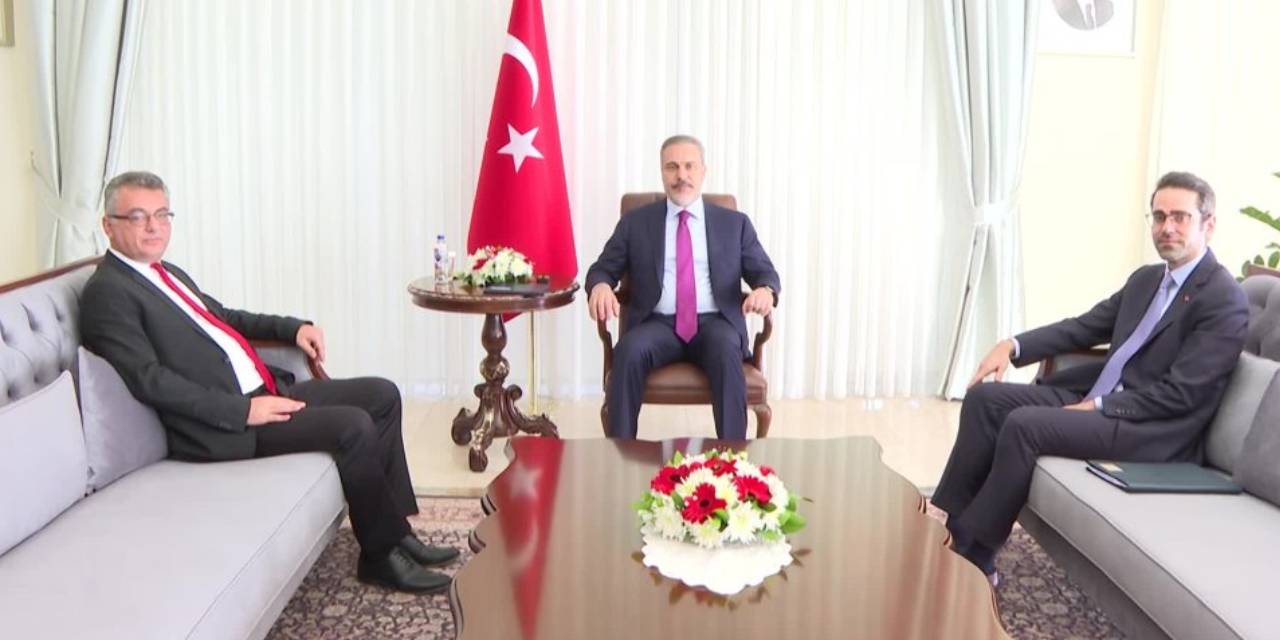 Fidan, Cumhuriyetçi Türk Partisi Genel Başkanı Erhürman'ı kabul etti