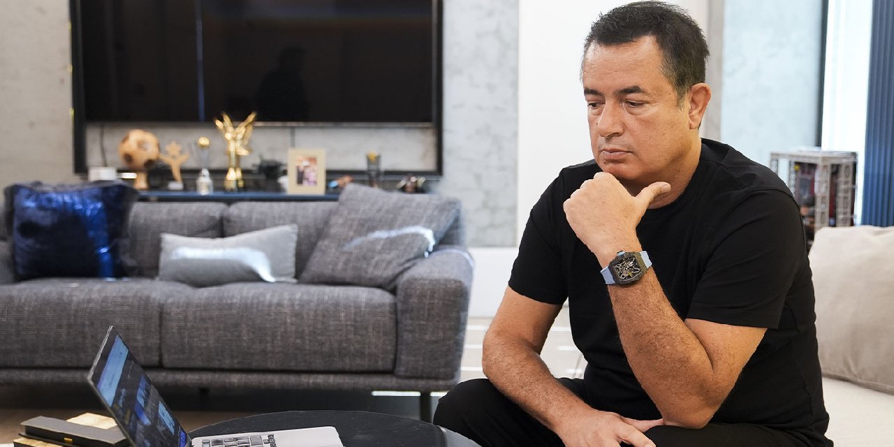 Acun Ilıcalı arada kaldı