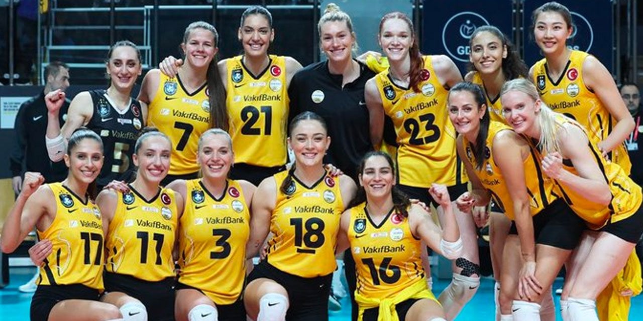 Galatasaray 2 yıldızı kadrosuna katıyor. VakıfBank'a ağır darbe