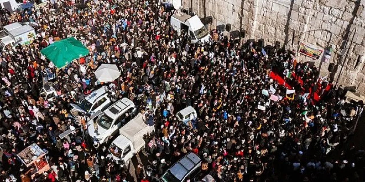 Emevi Camisinde çıkan izdihamda 4 kişi öldü