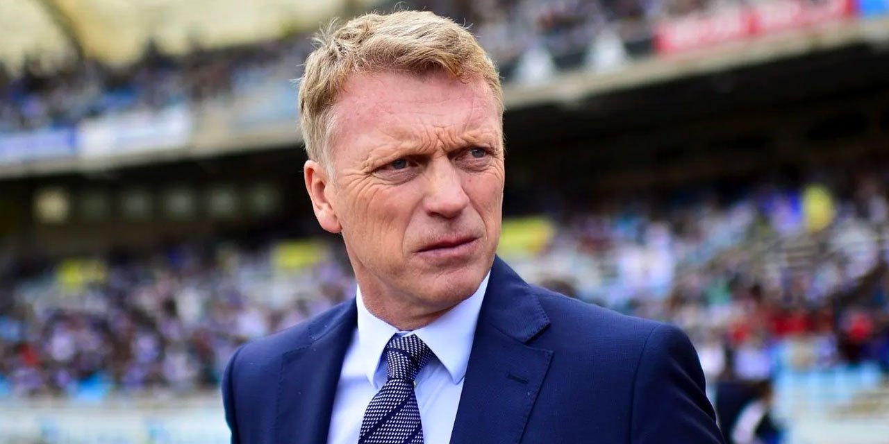 11 yıl Everton'ı çalıştırmıştı. Geri döndü