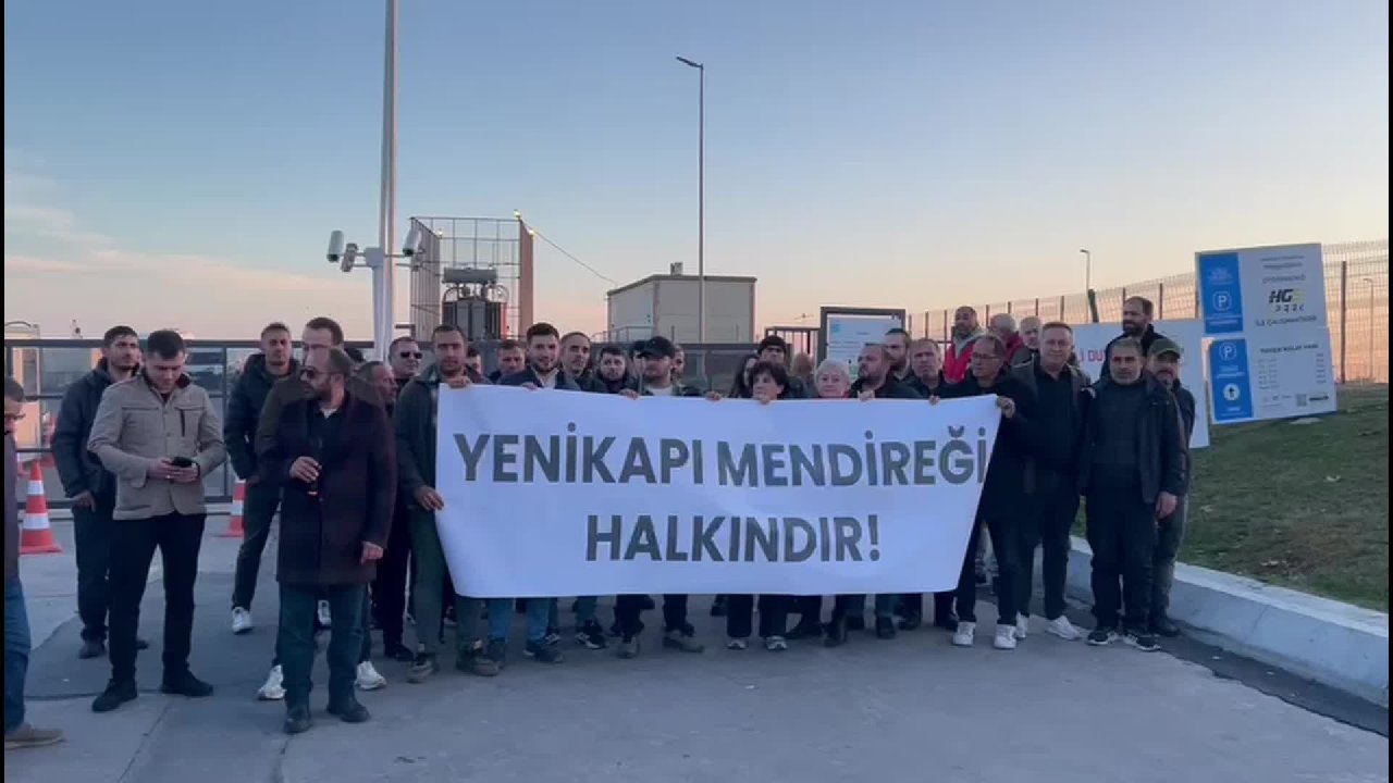 Yenikapı Mendireği kapatılınca denizciler isyan etti: "Deniz ürünlerinde zamma yol açacak"