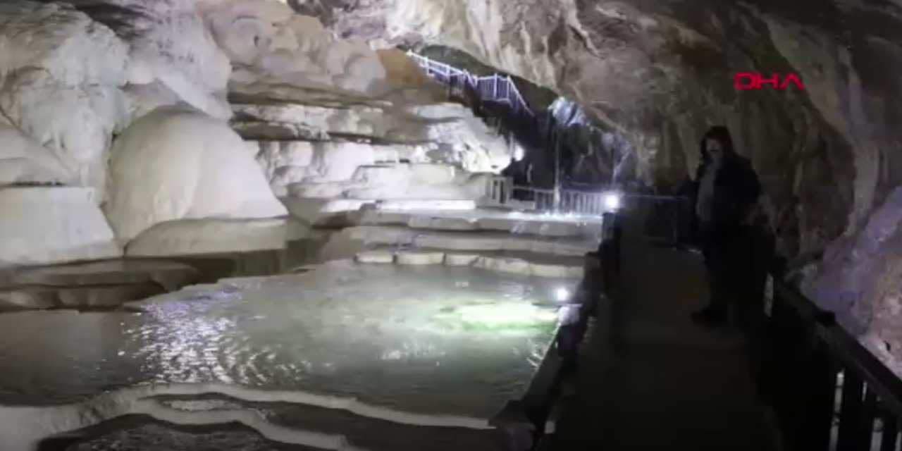 Yer altındaki gizli 'Pamukkale': Kaklık Mağarası