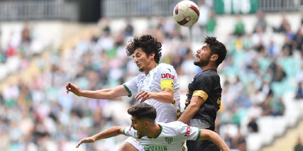 Bursaspor'a veda etti. 2. lig takımına imzayı attı