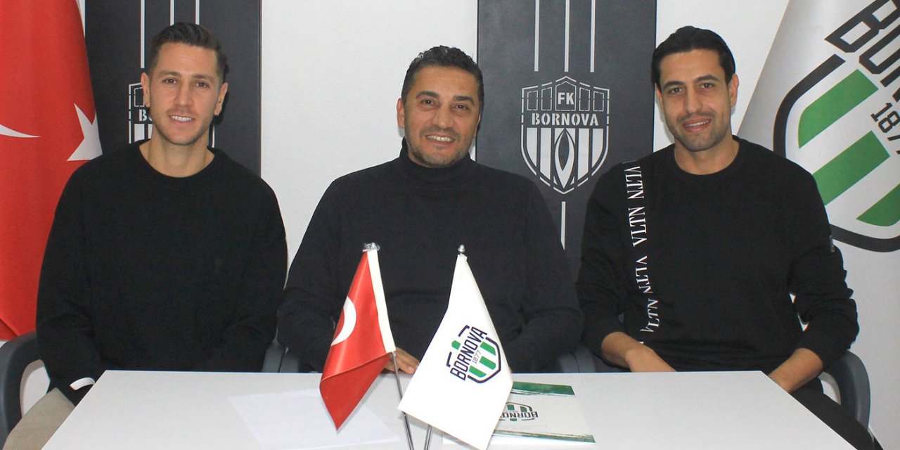 Bornova 1877'de iki imza birden