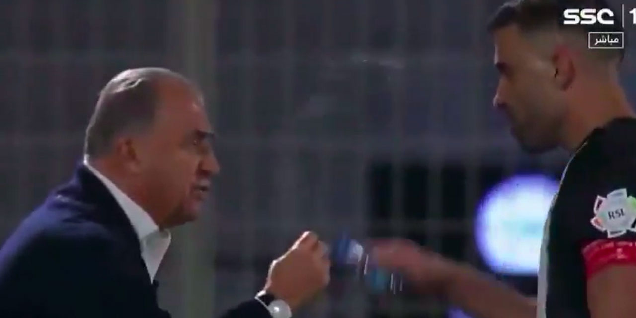 Fatih Terim'in yüzüne su döktü. Koşa koşa gitti