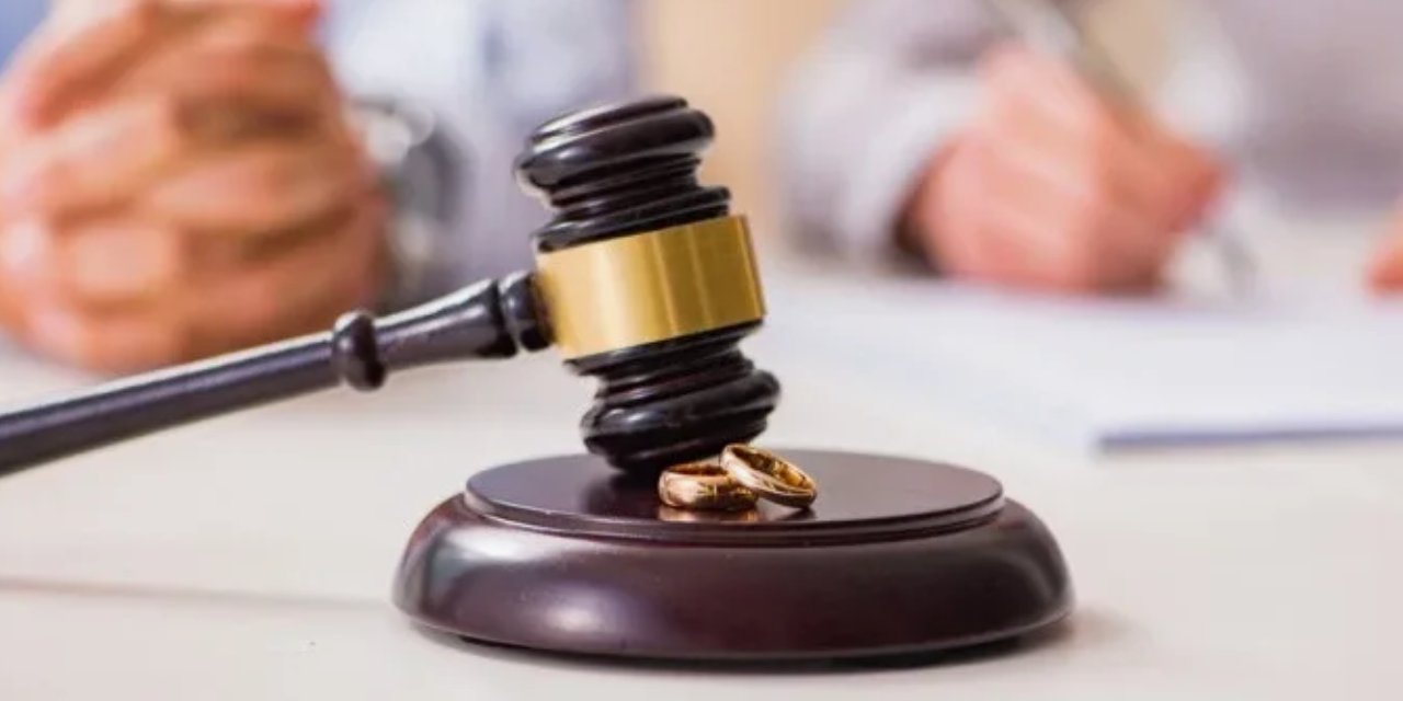 Boşanma davasında emsal karar. Eşine bunu yaptı 100 bin TL tazminat ödeyecek