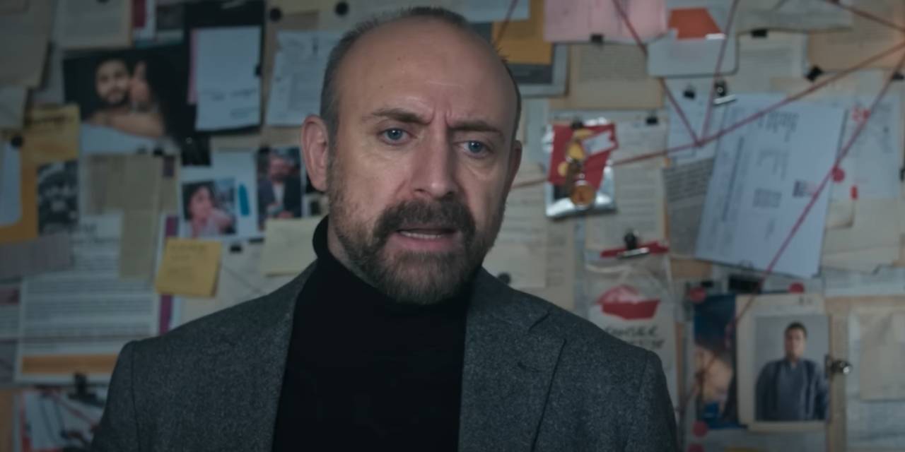 Halit Ergenç'in gür saçları olay oldu. Bir gecede böyle oldu