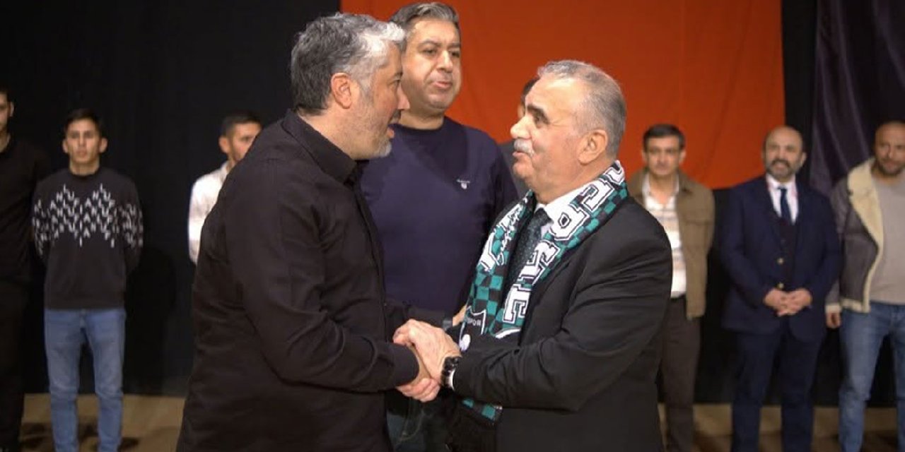 Başkan seçilir seçilmez kulübün kasasına cebinden koydu