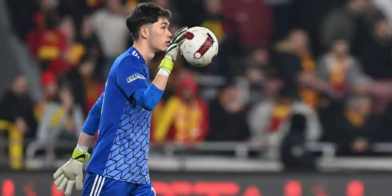 Altay'ın eldivenleri Ulaş'ta