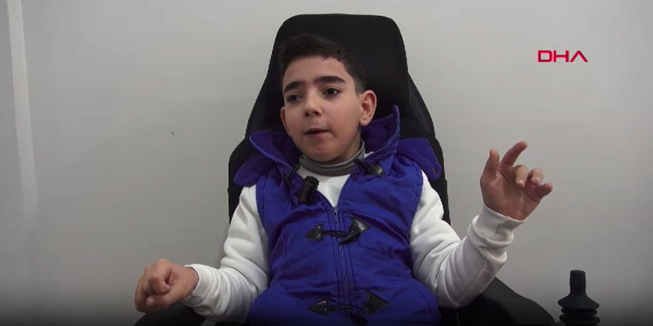 Öğretmeni sesini duydu. Başlattığı kampanya ile 3 saatte akülü sandalye alındı