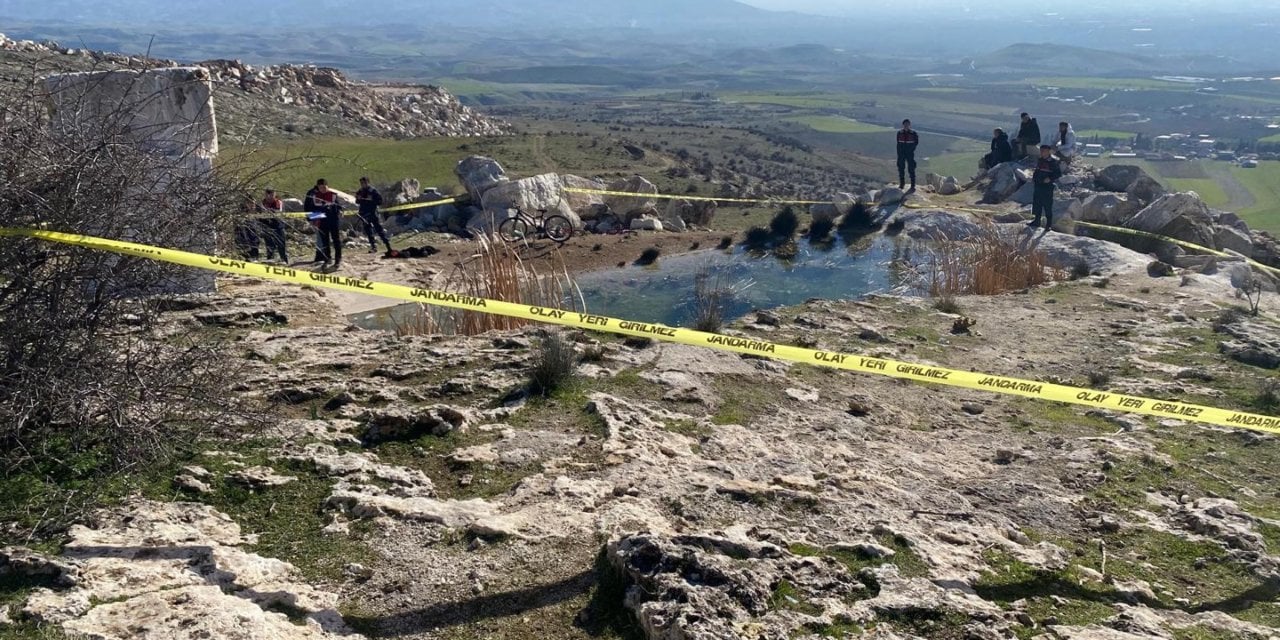 İki çocuk mermer ocağının çukurunda can verdi