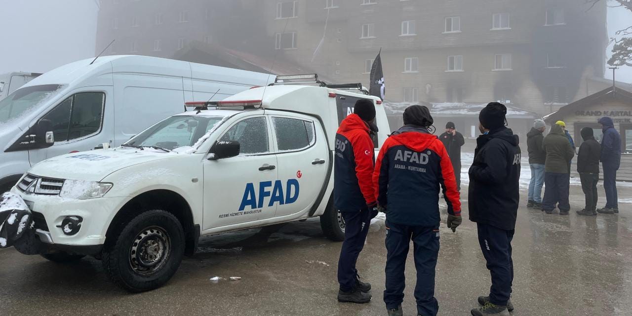 Kartalkaya'da yangından sonra AFAD ekibinden konaklama ücreti istendi iddiası