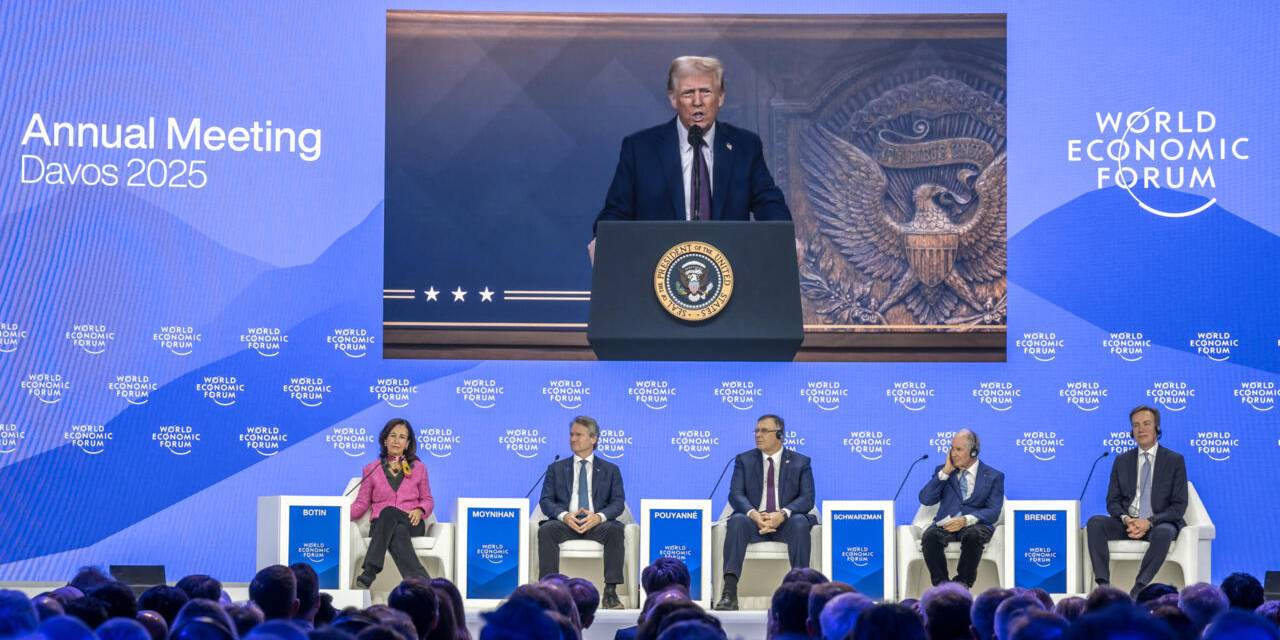 Trump Davos'ta petrol fiyatlarının düşürülmesini istedi