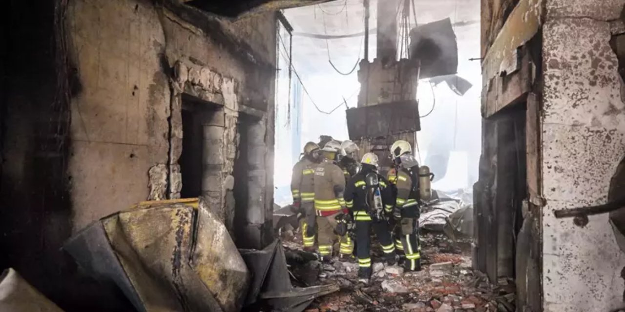 Yanan otelin altından bakın ne çıktı: Parayı tünele gömmüşler