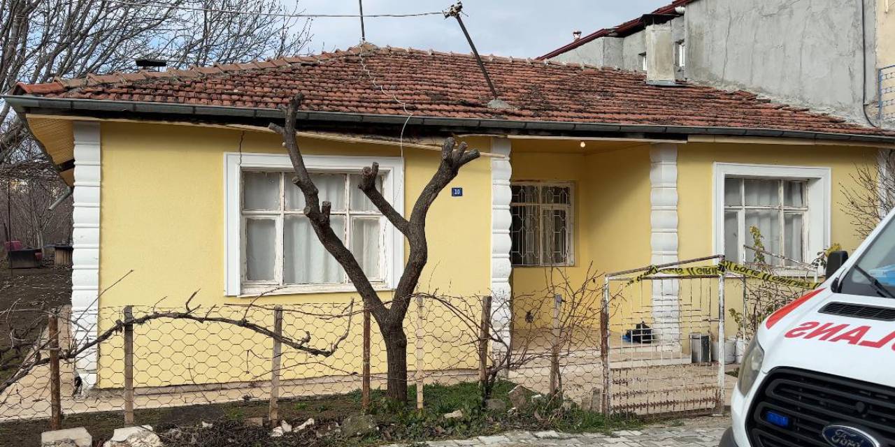 Arkadaşını baltayla öldürdü: Sokağa çıkıp ‘Ben adam öldürdüm’ diye bağırdı