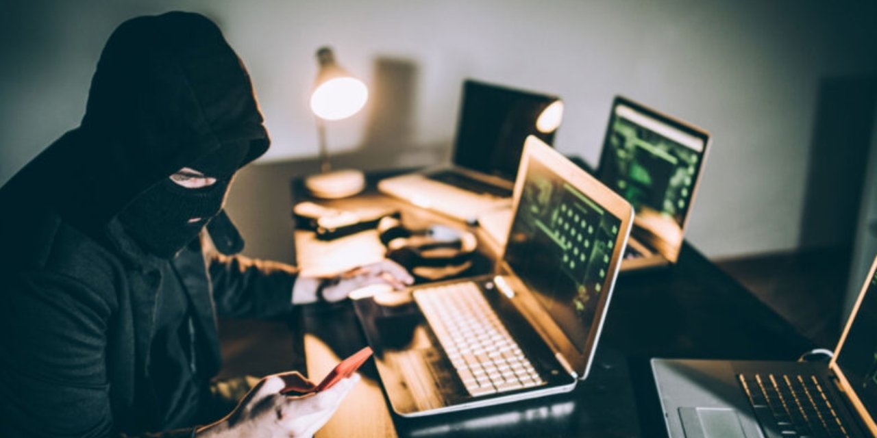 Petrol fonu alıyorum diye 5.5 milyonu kaptırdı