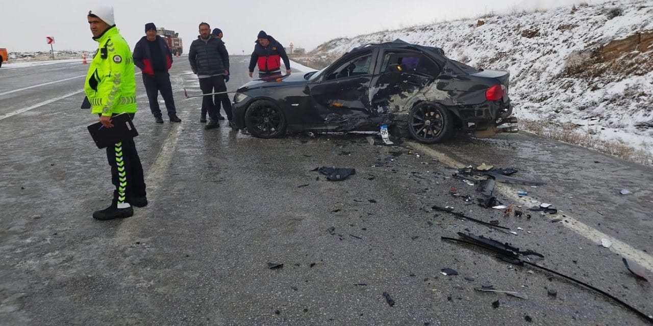 Uzman çavuş kazada ağır yaralandı