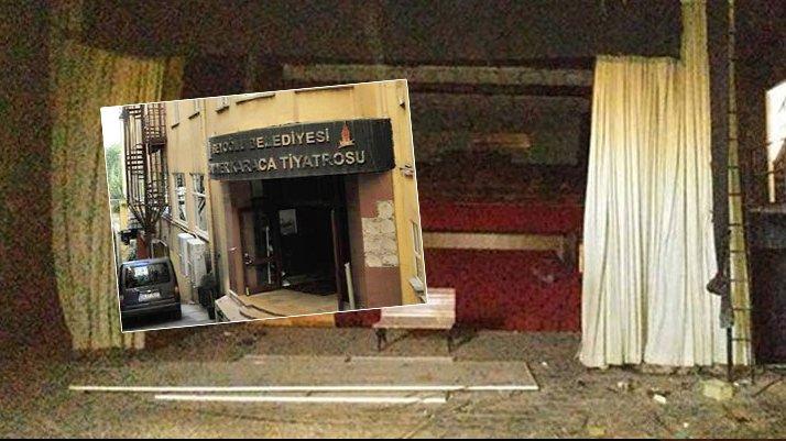 İmamoğlu duyurdu: Çürümeye terk edilen Muammer Karaca Tiyatrosu yenilenecek