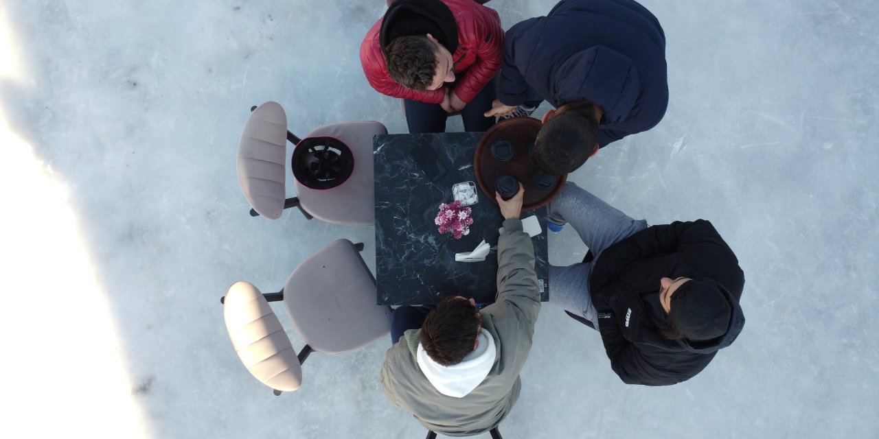 Buzun üzerinde sıcak bir mola: Rusya’da gördüğü konsepti Türkiye'de tutturdu