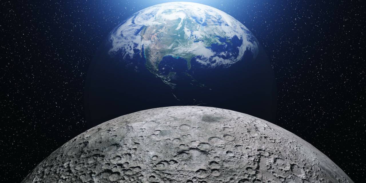 Ay'a benzeyen cisim uzayda Dünya gibi dönüyor