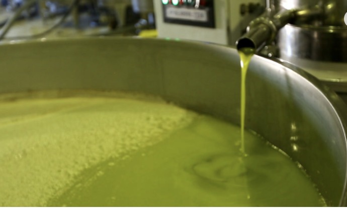 Aroma eşsiz kalite harika ama tüccar 140 liraya market 350 liraya satıyor