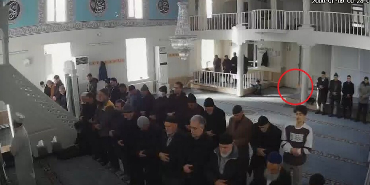 Cemaat namaz kılarken camiye torpil attı