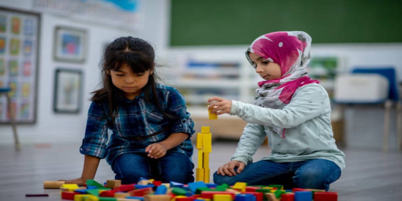 Avusturya'da kız çocuklarına başörtüsü yasağı gelebilir