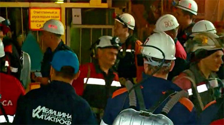Rusya'da maden ocağını su bastı: 17 işçi kayıp