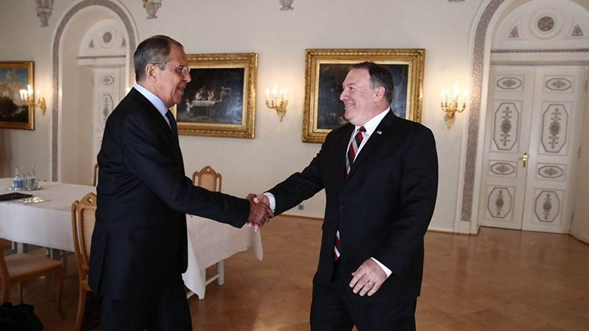 Pompeo ve Lavrov'dan 'Venezuela' görüşmesi