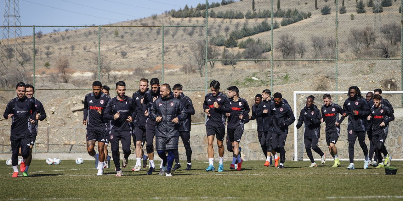 Gaziantep FK Galatasaray maçına hazırlanıyor