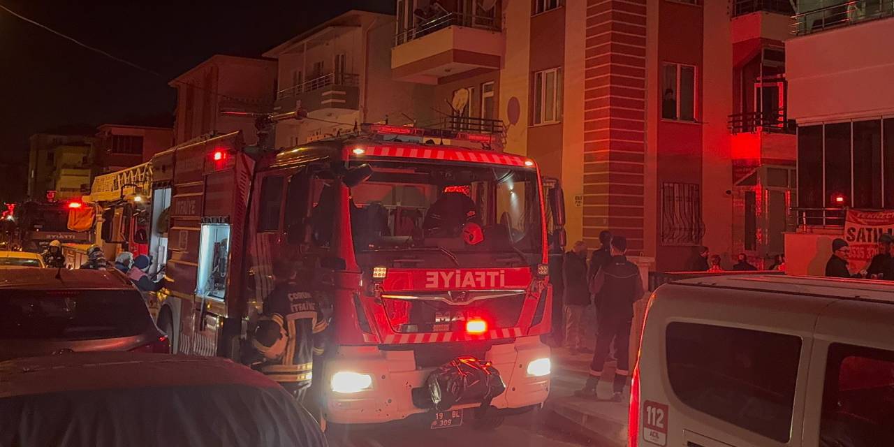 Çorum’da yangın! 2'si çocuk 4 kişi hastaneye kaldırıldı