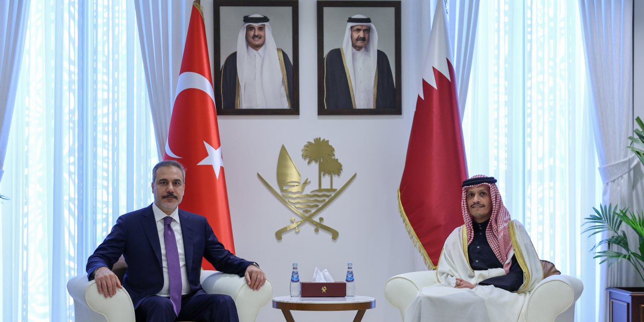 Hakan Fidan Katar'da