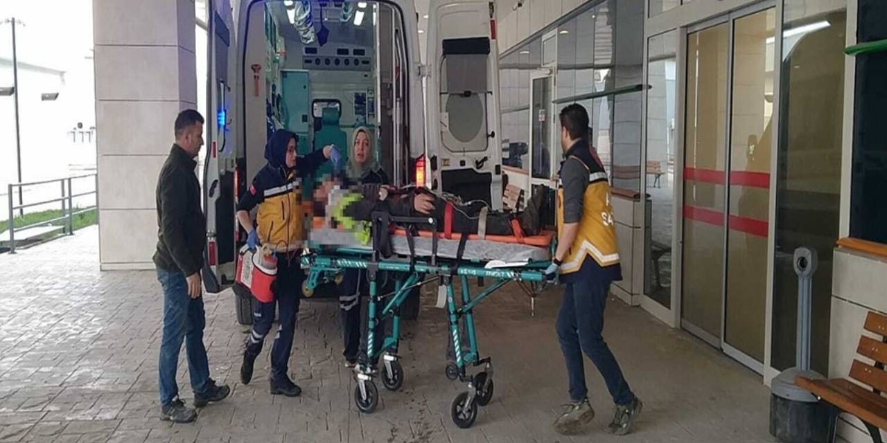 İnşaatta tonlarca ağırlıktaki kalıbın altında kaldı!