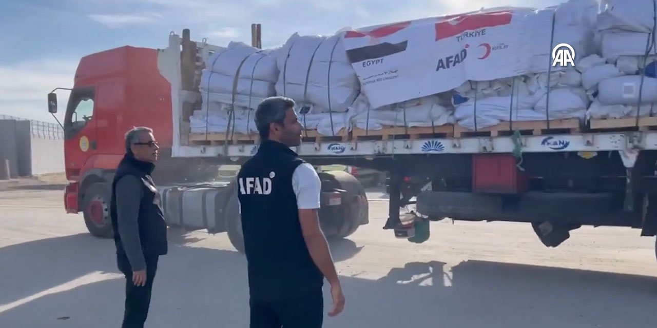 Türkiye'den gönderilen yardım malzemeleri Gazze'ye ulaştı