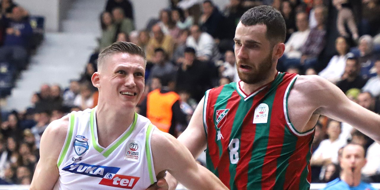 Karşıyaka boyun eğdi