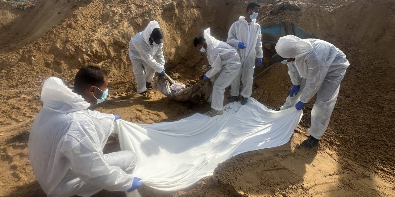 Aylar önce öldürülmüşlerdi! 20 Filistinlinin cesedine ulaşıldı