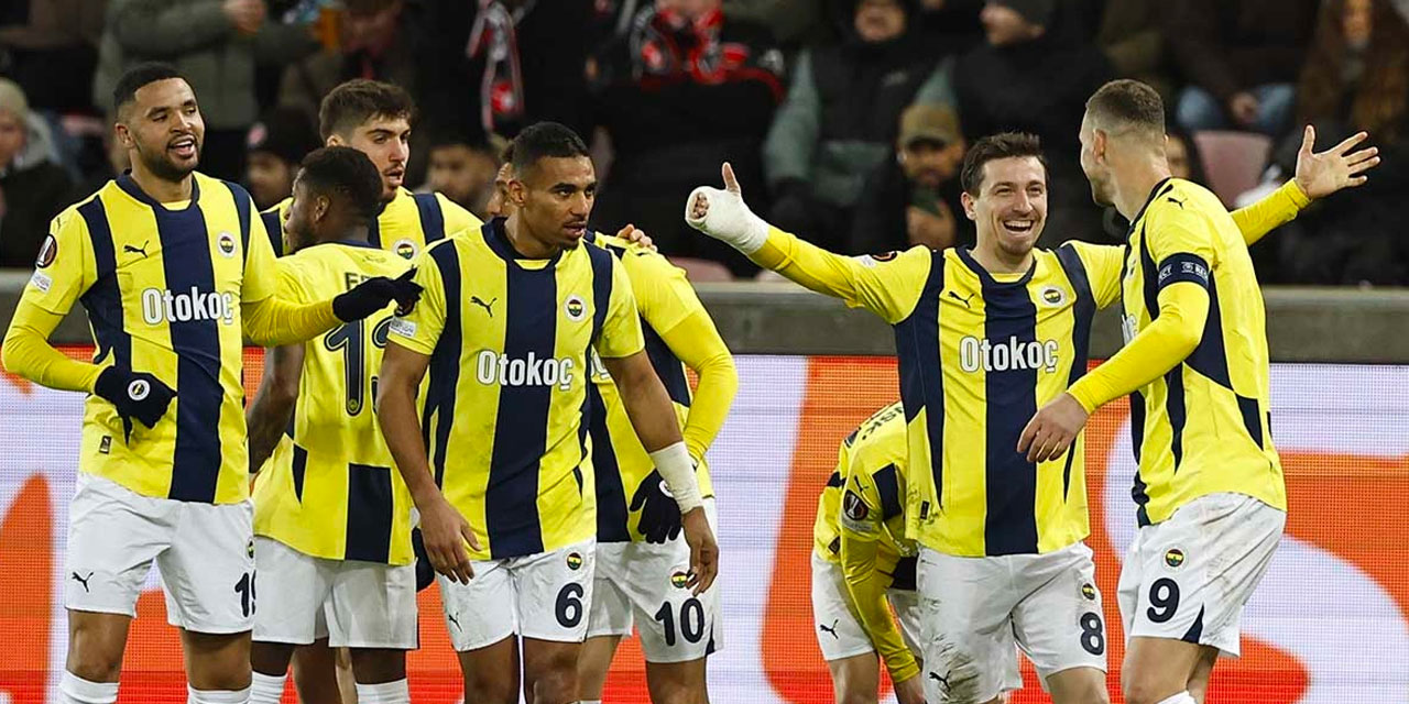 Fenerbahçe'nin ilk 11'i belli oldu: İki sürpriz hamle
