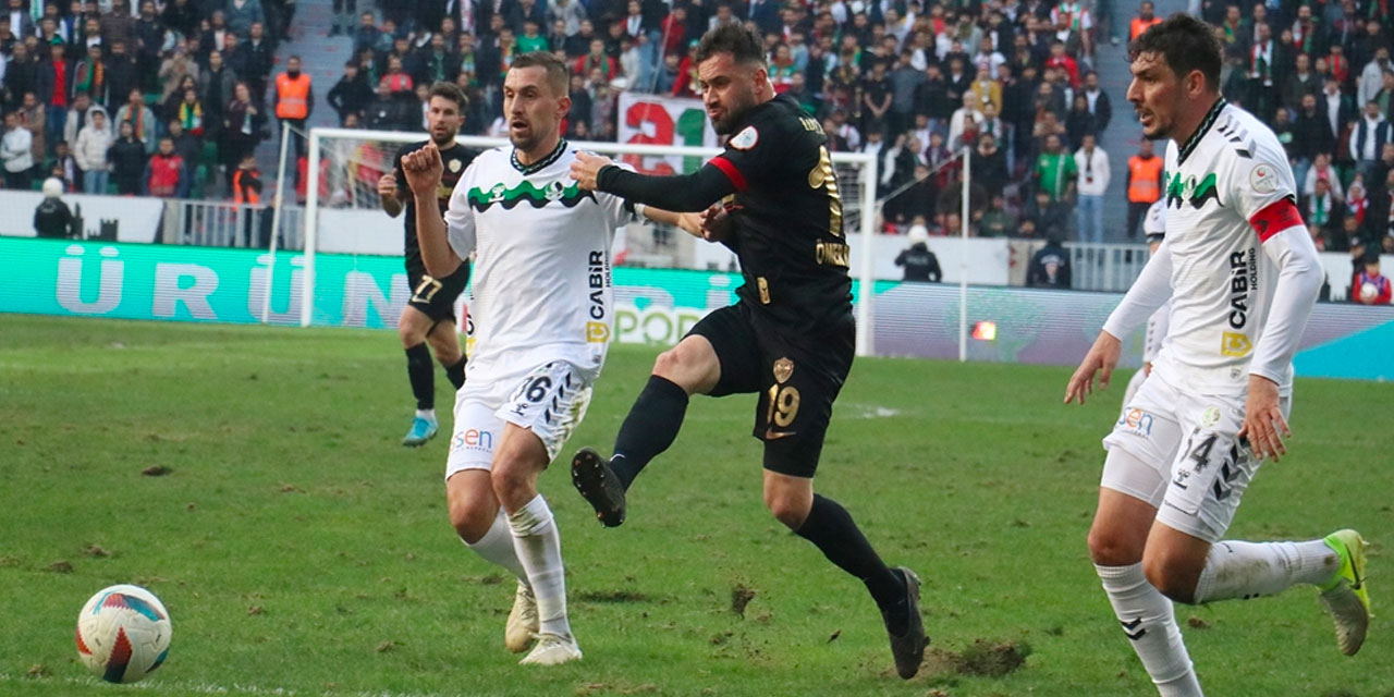 Amedspor 1 dakika daha dayanamadı