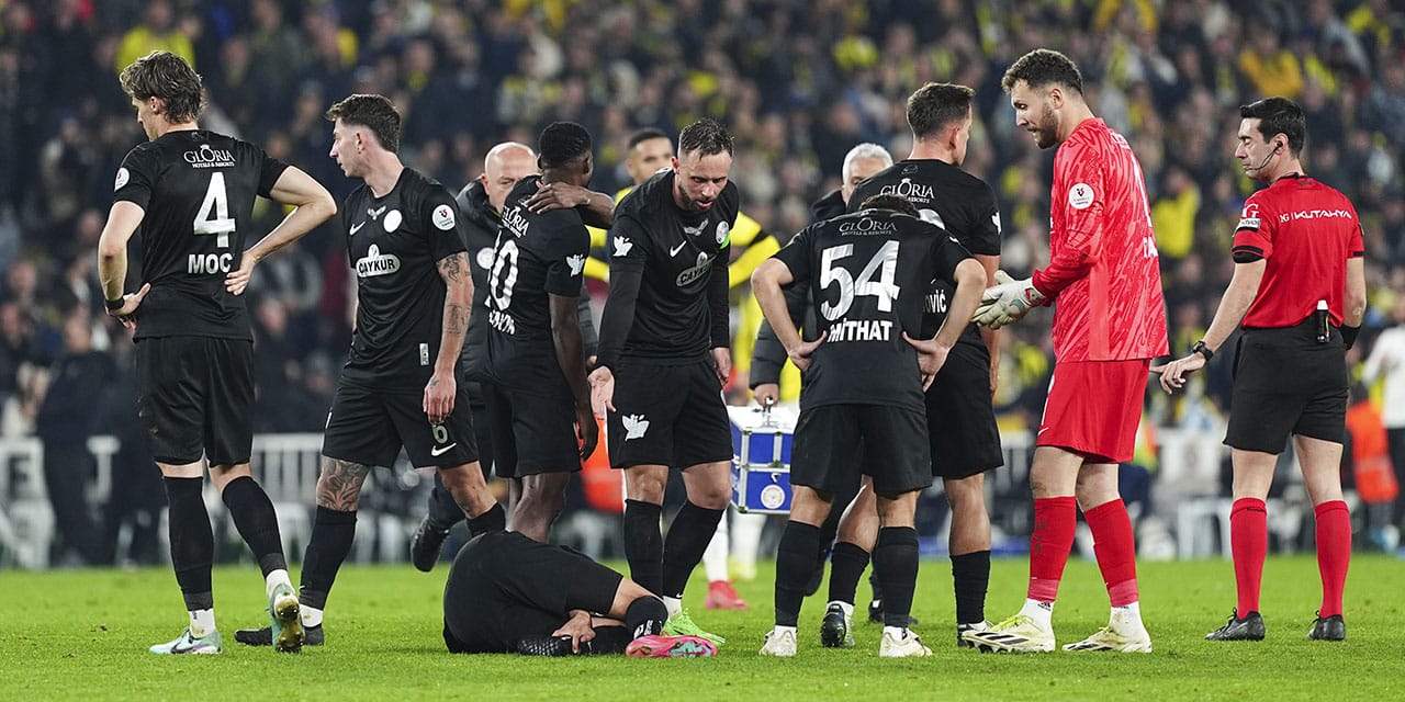 Rizespor'dan sahadan çekilme açıklaması