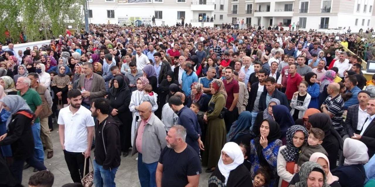 40 bin kişi Bingöl'e akın etti: Bu şekilde devam ederse...