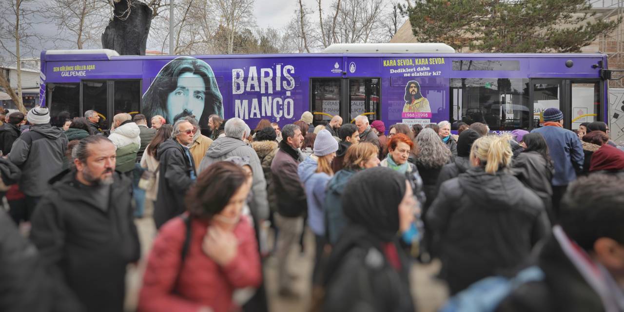 Barış Manço otobüsü İstanbullulara açıldı