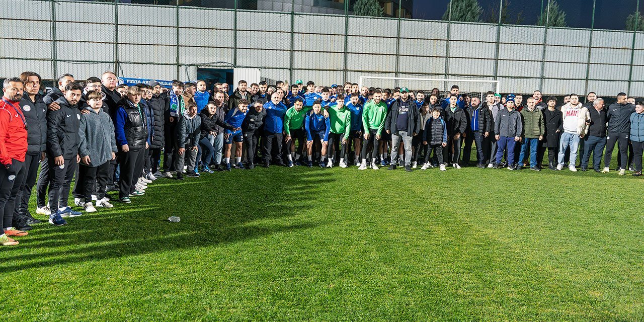 Rizespor taraftarıyla buluştu