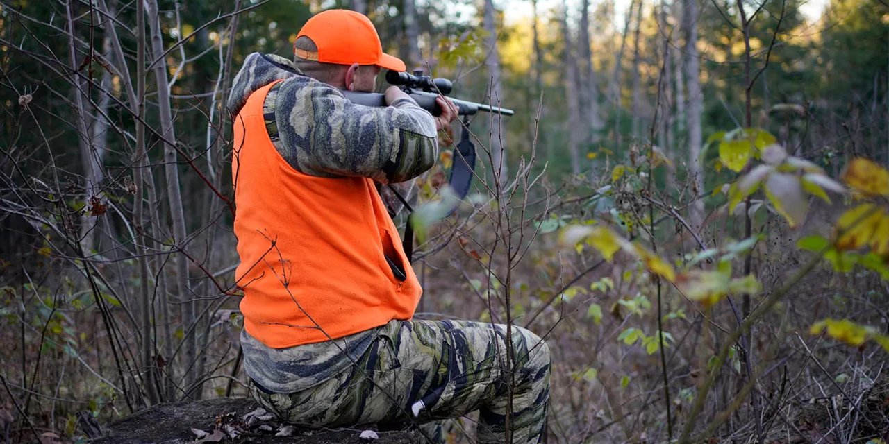 Avlanırken yanlışlıkla kendini vurdu