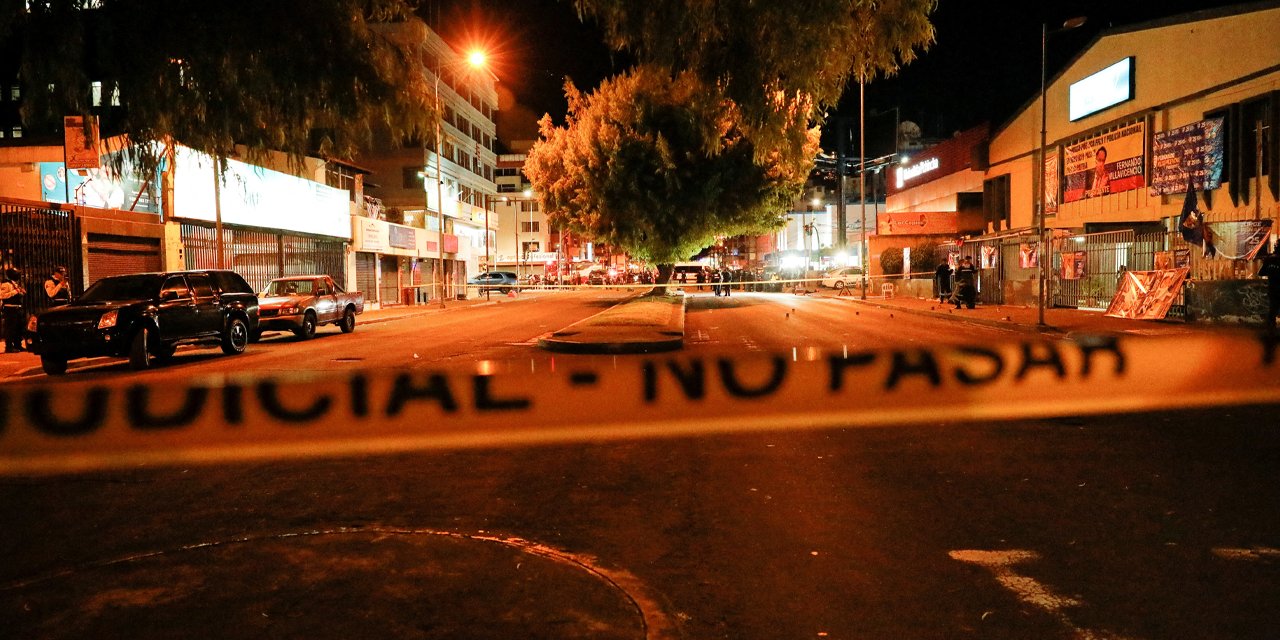 Ekvador'da annesi öldürülen bebek yolda emeklerden bulundu