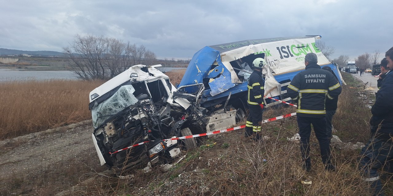 Samsun'da 2 tır çarpıştı: 1 kişi öldü