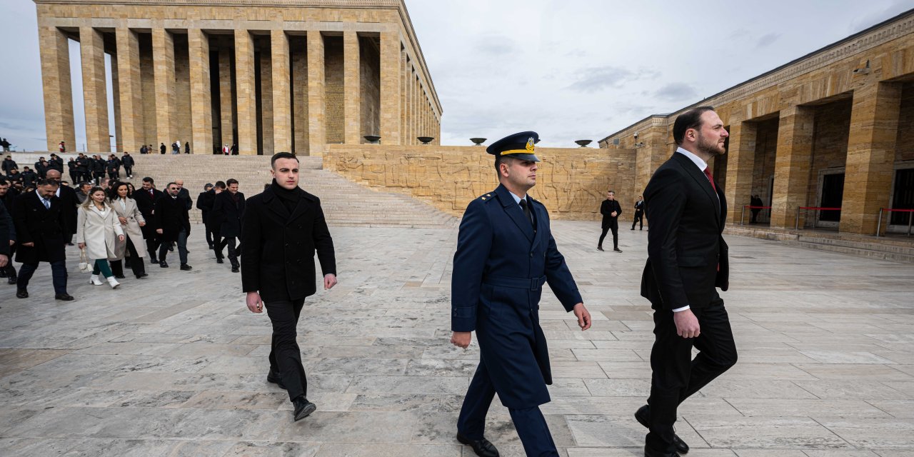 Anıtkabir'e gidip söz verdiler