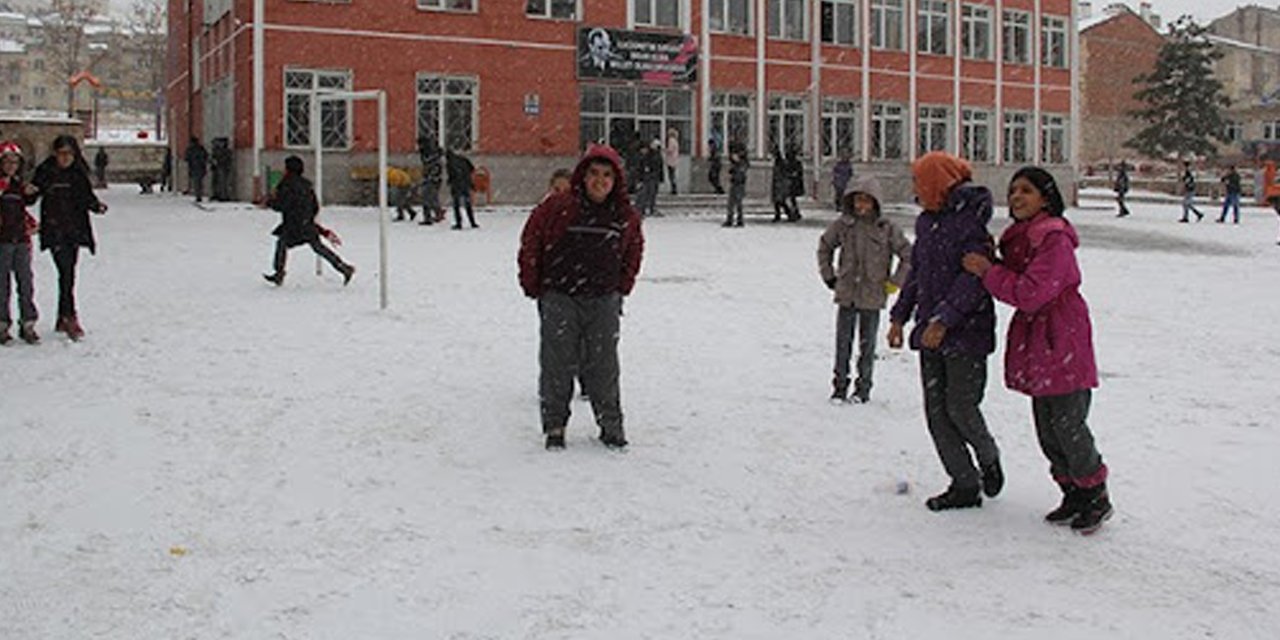 Nevşehir'de okullar tatil edildi