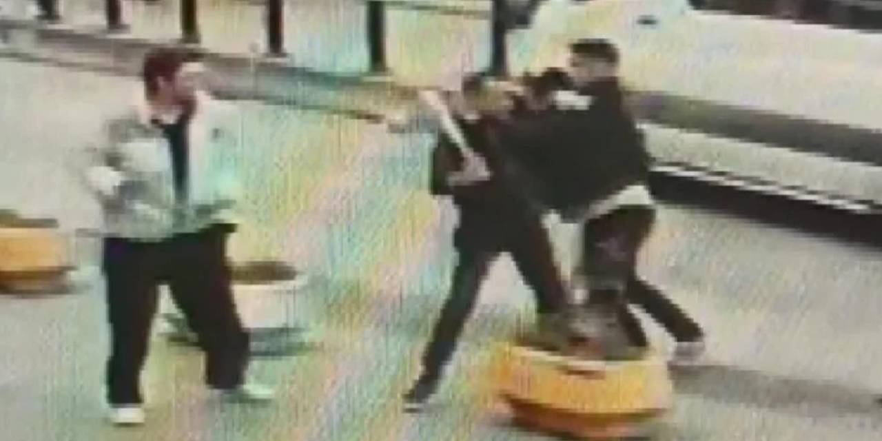 Minibüsçülerin beyzbol sopalı kavgası ölümle bitti! O anlar kamerada